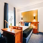 Ξενοδοχείο V Evert - Am Congress Centrum 4*