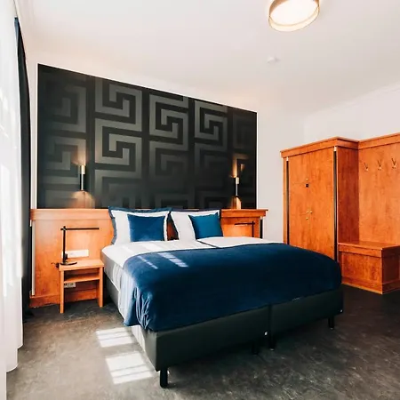 Hotel V Evert - Am Congress Centrum 4*