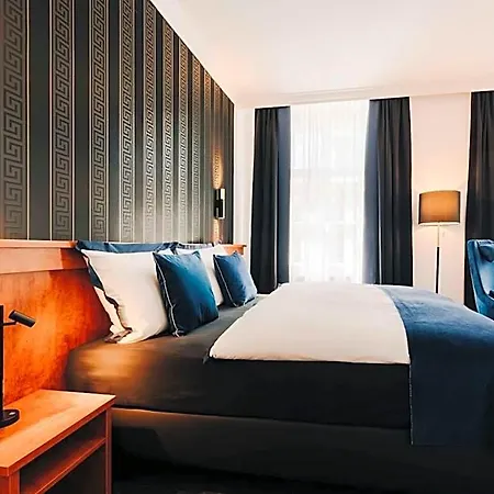 Hotel V Evert - Am Congress Centrum 4*