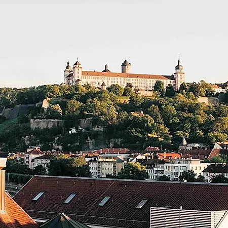V Evert - Am Congress Centrum Wurtzburgo